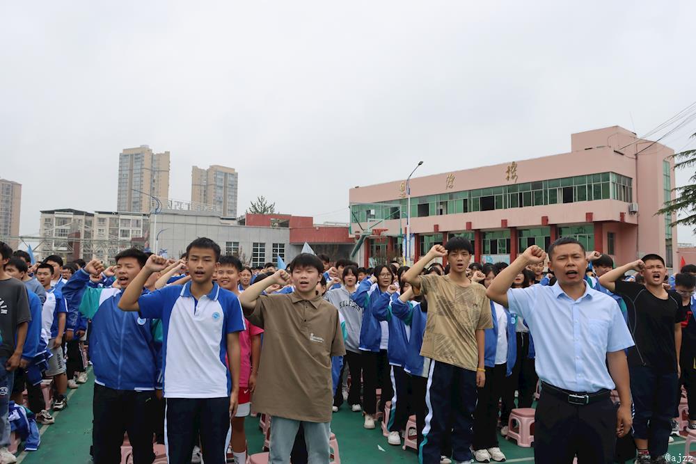 9bb954c1c97f48ed9bdd1adc92a4e5ae.JPG 9bb954c1c97f48ed9bdd1adc92a4e5ae.JPG